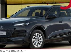 Grau Neu 2025 Audi Q6 e-tron Ambiente SUV | 49.990 €