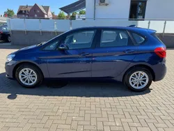 Blau Gebraucht 2015 BMW 218 Active Tourer Advantage Van / Kleinbus | 14.875 € (Fairer Preis)