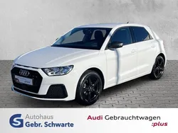 Weiß Gebraucht 2024 Audi A1 Sportback Advanced Kleinwagen | 23.590 € (Superpreis)