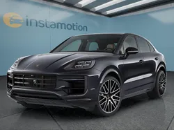 Schwarz Neu 2025 Porsche Cayenne SUV | 135.099 € (Etwas zu teuer)