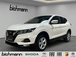 Weiss Gebraucht 2018 Nissan Qashqai Acenta SUV | 15.990 € (Etwas zu teuer)