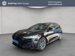 Agate black metallic Gebraucht 2024 Ford Focus ST-Line Kombi | 25.950 € (Superpreis)