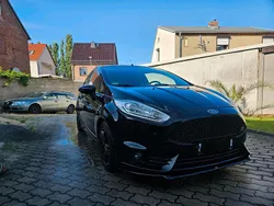 Schwarz Gebraucht 2013 Ford Fiesta Kleinwagen | 4.999 € (Etwas zu teuer)