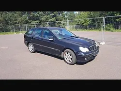 Blau Gebraucht 2006 Mercedes C200 Kombi | 1.200 € (Superpreis)