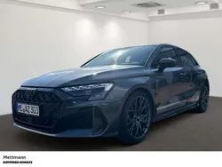 Daytonagrau perleffekt Gebraucht 2025 Audi RS3 Design Kleinwagen | 76.950 € (Etwas zu teuer)