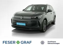Delfingrau metallic Gebraucht 2024 VW Tiguan Life SUV | 34.880 € (Superpreis)
