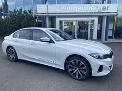 Mineralweiss metallic Gebraucht 2024 BMW 318 Limousine | 39.998 € (Teuer)