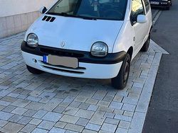 Weiß Gebraucht 2003 Renault Twingo Kleinwagen | 1.000 €