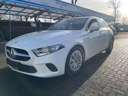 Weiß Gebraucht 2019 Mercedes A160 Limousine | 18.500 € (Guter Preis)