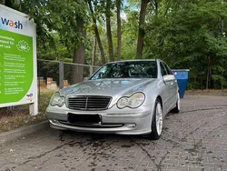 Silber Gebraucht 2000 Mercedes C240 Limousine | 3.900 €