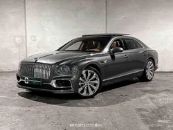 Grau Gebraucht 2021 Bentley Flying Spur Limousine | 160.711 €