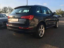 Grau Gebraucht 2012 Audi Q5 SUV | 15.900 € (Etwas zu teuer)