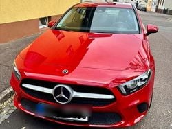 Rot Gebraucht 2019 Mercedes A200 Kombi | 16.400 € (Fairer Preis)