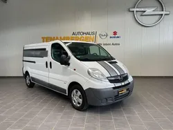 Casablanca weiss Gebraucht 2012 Opel Vivaro Van | 9.900 €
