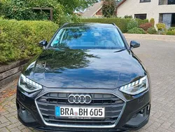 Schwarz Gebraucht 2021 Audi A4 Ambiente Kombi | 18.900 € (Superpreis)