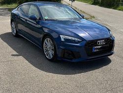 Blau Gebraucht 2024 Audi A5 Sportback Business Kleinwagen | 43.999 € (Etwas zu teuer)