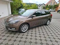 Braun Gebraucht 2018 Ford Focus Kombi | 16.800 € (Fairer Preis)