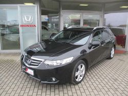 Crystal black p. Gebraucht 2012 Honda Accord Lifestyle Kombi | 7.990 € (Fairer Preis)