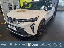 Weiß Gebraucht 2024 Renault Scénic Iconic Van / Kleinbus | 43.990 € (Guter Preis)