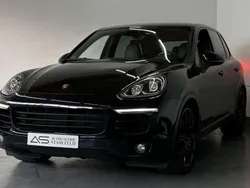 Tiefschwarz Gebraucht 2016 Porsche Cayenne SUV | 30.899 € (Fairer Preis)