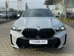 Grau Gebraucht 2024 BMW X6 M Sport SUV | 83.900 € (Guter Preis)