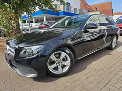 Schwarz Gebraucht 2017 Mercedes E220 Avantgarde Kombi | 23.950 € (Fairer Preis)