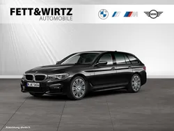 Saphirschwarz metallic Gebraucht 2018 BMW 540 M Sport Kombi | 32.990 € (Fairer Preis)
