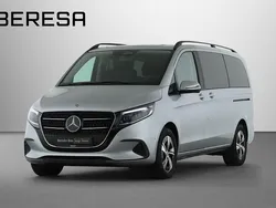 Hightechsilber Gebraucht 2024 Mercedes V250 Style Van / Kleinbus | 67.225 € (Teuer)