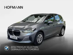 Skyscraper grau metallic Gebraucht 2022 BMW 218 Luxury Line Van / Kleinbus | 25.890 € (Fairer Preis)