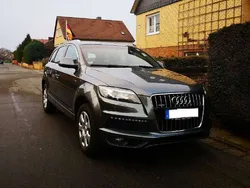 Grau Gebraucht 2009 Audi Q7 SUV | 10.900 € (Superpreis)