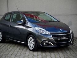 Gebraucht 2017 Peugeot 208 Kleinwagen | 7.590 € (Fairer Preis)