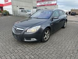 Grau Gebraucht 2012 Opel Insignia Edition Kombi | 2.499 € (Superpreis)