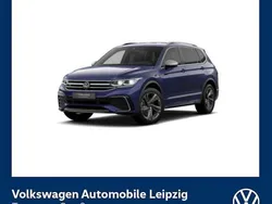 Atlantik blue metallic Gebraucht 2024 VW Tiguan Allspace R-line SUV | 49.430 € (Teuer)