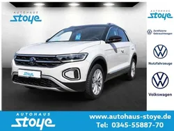 Ascotgrau schwarz Gebraucht 2023 VW T-Roc Style SUV | 26.479 € (Guter Preis)