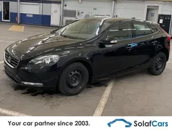 Schwarz Gebraucht 2015 Volvo V40 Kombi | 6.200 € (Guter Preis)