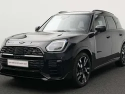 Schwarz Gebraucht 2024 Mini John Cooper Works Countryman SUV | 45.702 € (Guter Preis)