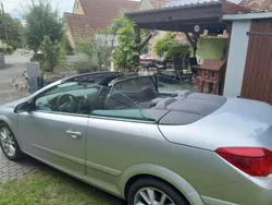 Silber Gebraucht 2006 Opel Astra Cabriolet Edition Cabrio | 4.099 € (Guter Preis)