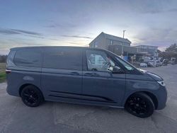 Grau Gebraucht 2024 VW Multivan Edition Van | 47.800 € (Fairer Preis)