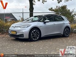 Grau Gebraucht 2020 VW ID.3 Life Kleinwagen | 12.650 €