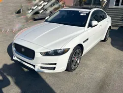 Weiß Gebraucht 2017 Jaguar XE Limousine | 9.999 €