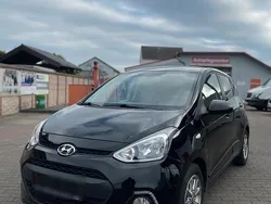 Schwarz Gebraucht 2016 Hyundai i10 Passion Kleinwagen | 6.699 € (Guter Preis)