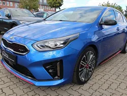 Blau Gebraucht 2021 Kia ProCeed Kleinwagen | 27.990 € (Etwas zu teuer)