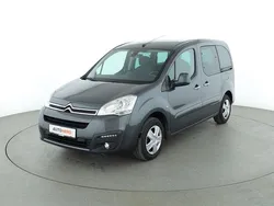 Grau Gebraucht 2017 Citroën Berlingo SELECTION Van / Kleinbus | 12.740 € (Teuer)