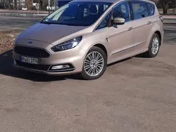 Beige Gebraucht 2017 Ford S-MAX Titanium Van / Kleinbus | 17.900 € (Superpreis)