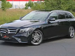 Obsidianschwarz metalliclack Gebraucht 2019 Mercedes E220 AMG Kombi | 26.990 € (Superpreis)