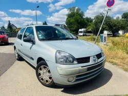 Grau Gebraucht 2004 Renault Clio II Authentique Kleinwagen | 2.500 € (Fairer Preis)