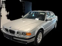 Silber Gebraucht 2000 BMW 740 Limousine | 28.500 €