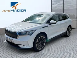 Weiß Gebraucht 2021 Skoda Enyaq iV Loft SUV | 27.990 € (Guter Preis)