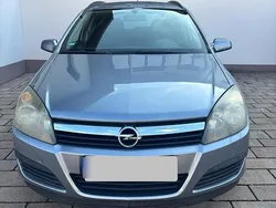 Silber Gebraucht 2006 Opel Astra Kombi | 1.600 € (Guter Preis)