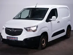 Weiß Gebraucht 2020 Opel Combo Edition Van / Kleinbus | 8.899 € (Guter Preis)